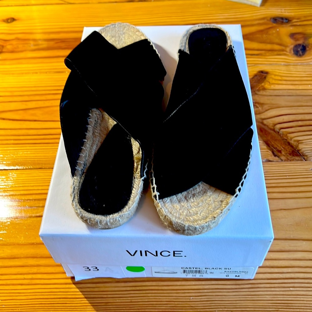 Vince suede crisscross slip on sandals/flats. Size 9M.